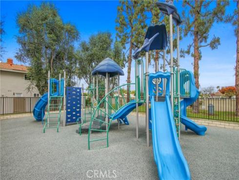 9867 Cornwall Drive, Huntington Beach, CA