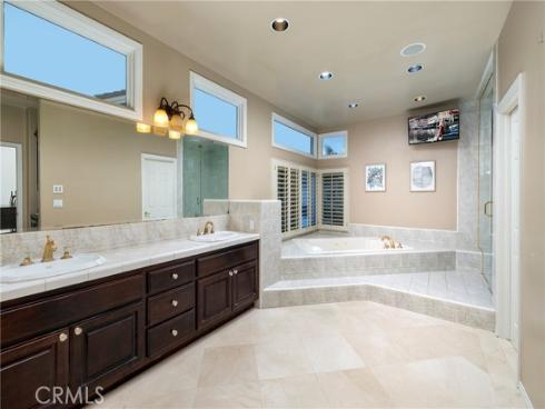 6592 Silverspur Lane, Huntington Beach, CA