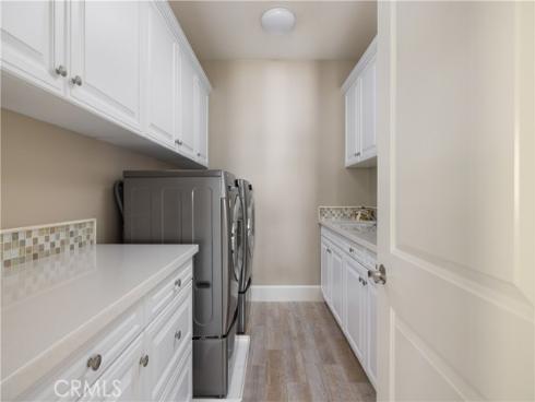 4461 Oceanridge Drive, Huntington Beach, CA