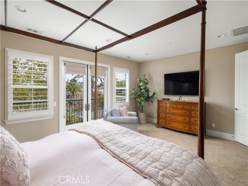 4461 Oceanridge Drive, Huntington Beach, CA