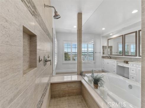 4762 Oceanridge Drive , Huntington Beach, CA