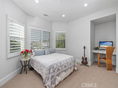 4762 Oceanridge Drive , Huntington Beach, CA