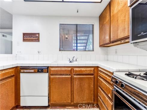 16512 Blackbeard Lane 102 , Huntington Beach, CA