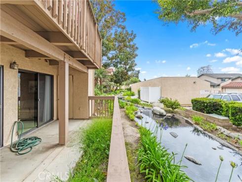 16512 Blackbeard Lane 102 , Huntington Beach, CA