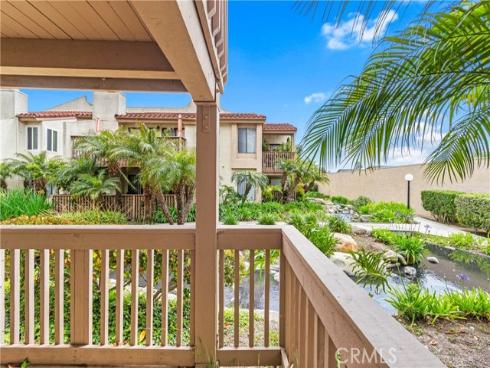 16512 Blackbeard Lane 102 , Huntington Beach, CA