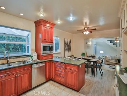 17252 Apel Lane, Huntington Beach, CA