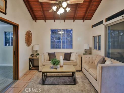 17252 Apel Lane, Huntington Beach, CA