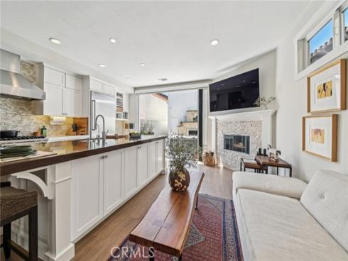 423 10th Street, Huntington Beach, CA