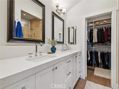 423 10th Street, Huntington Beach, CA