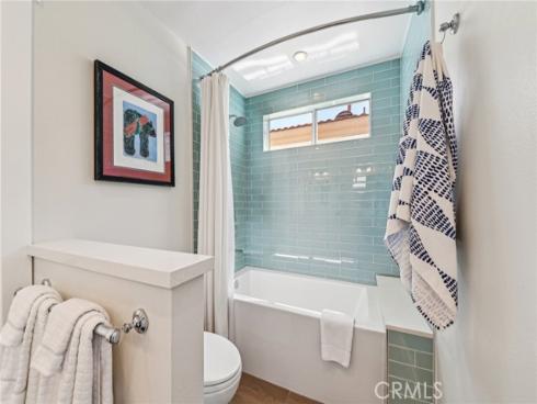 423 10th Street, Huntington Beach, CA