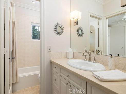 427 10th Street, Huntington Beach, CA