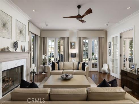 427 10th Street, Huntington Beach, CA