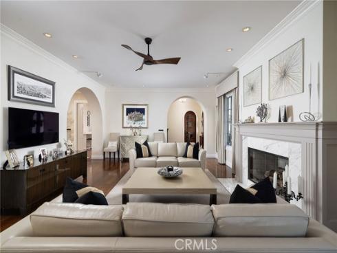 427 10th Street, Huntington Beach, CA