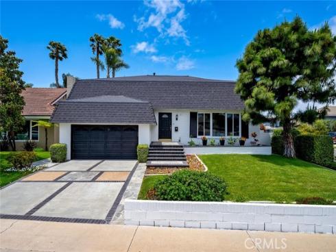 20361 Craimer Lane, Huntington Beach, CA
