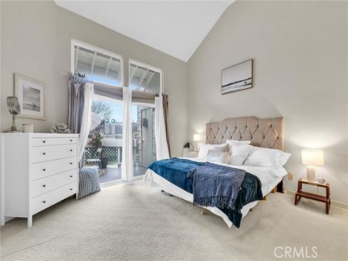 7402  Yellowtail  204  Drive, Huntington Beach, CA