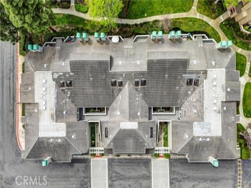 7402  Yellowtail  204  Drive, Huntington Beach, CA