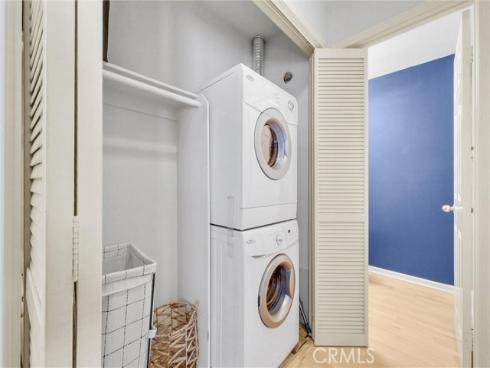 7402  Yellowtail  204  Drive, Huntington Beach, CA