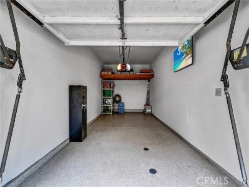 7402  Yellowtail  204  Drive, Huntington Beach, CA