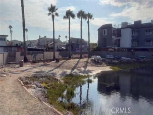 16922  Pacific Coast  176 , Huntington Beach, CA