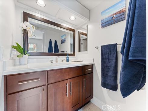 19481 Riverdale Lane, Huntington Beach, CA