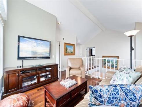 19481 Riverdale Lane, Huntington Beach, CA