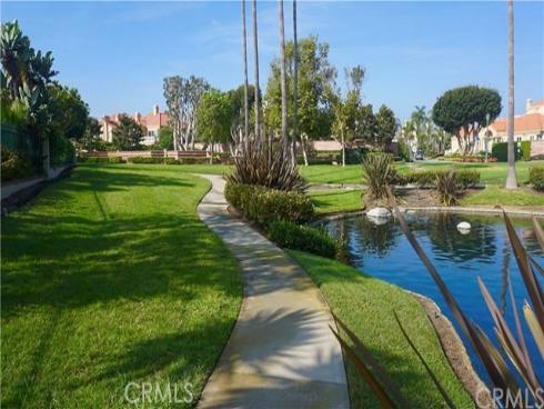 19481 Riverdale Lane, Huntington Beach, CA