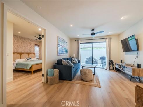 215 Wichita 106 Avenue, Huntington Beach, CA