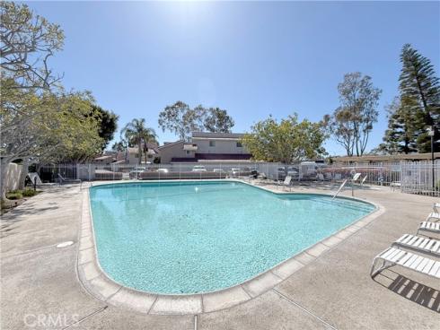 7422  Seastar  5  Drive, Huntington Beach, CA