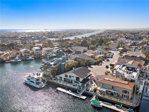 16602 Ensign Circle, Huntington Beach, CA