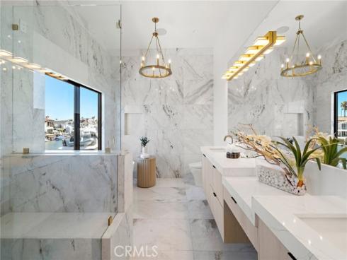 16602 Ensign Circle, Huntington Beach, CA