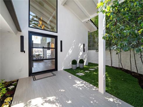 16602 Ensign Circle, Huntington Beach, CA