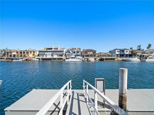 16602 Ensign Circle, Huntington Beach, CA