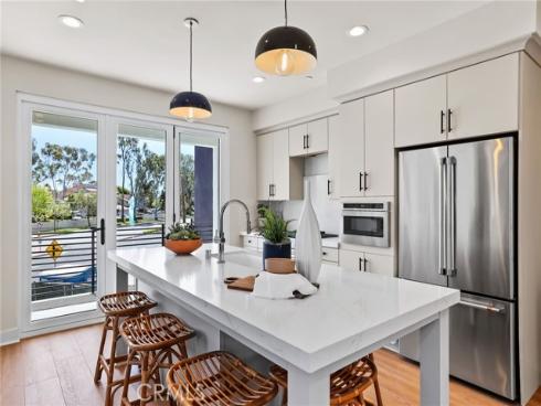 19041  Main  109  Street, Huntington Beach, CA