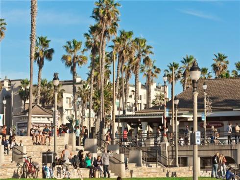 215 Wichita 501 Avenue, Huntington Beach, CA