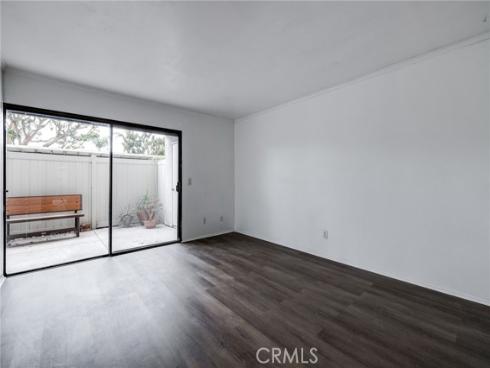 215 Wichita 501 Avenue, Huntington Beach, CA