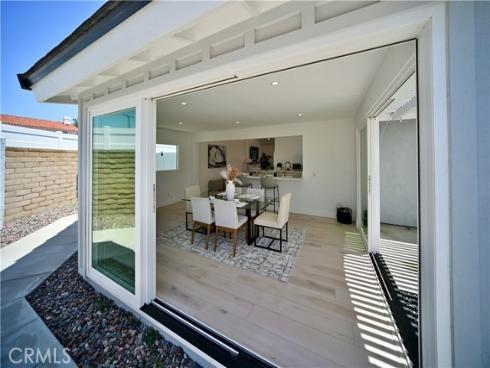 21651 Hilaria , Huntington Beach, CA