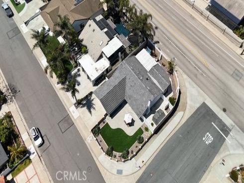 21651 Hilaria , Huntington Beach, CA