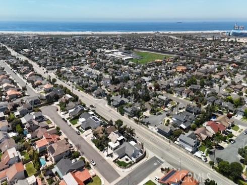 21651  Hilaria  , Huntington Beach, CA