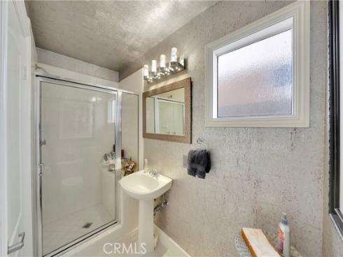 302 Huntington Street, Huntington Beach, CA