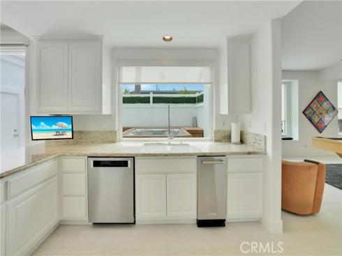 302 Huntington Street, Huntington Beach, CA