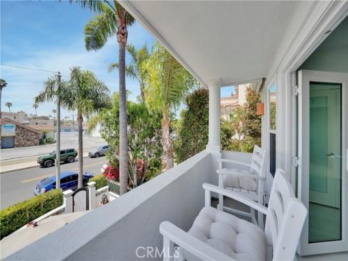 302 Huntington Street, Huntington Beach, CA