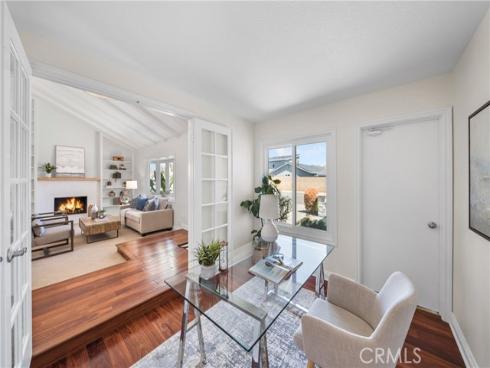 9432 Waterfront Dr , Huntington Beach, CA