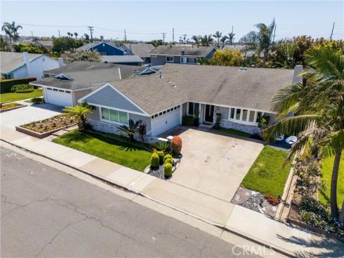 9432 Waterfront Dr , Huntington Beach, CA