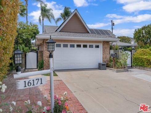 16171 Brent Circle, Huntington Beach, CA