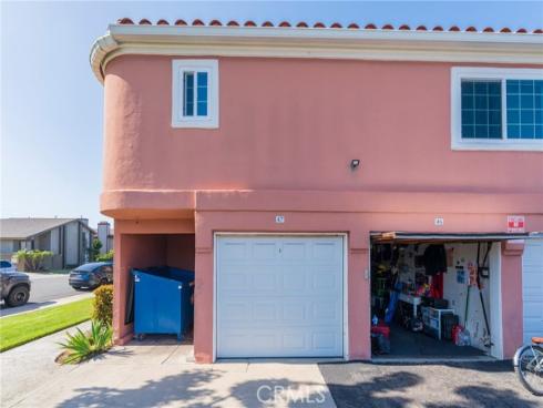 409 Utica 1A Avenue, Huntington Beach, CA