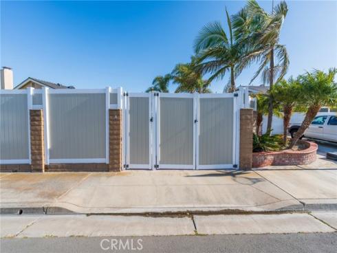 19931 Leecrest Lane, Huntington Beach, CA