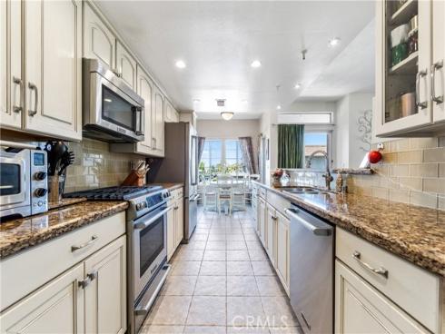 4591  Warner  105  Avenue, Huntington Beach, CA