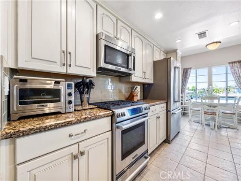 4591  Warner  105  Avenue, Huntington Beach, CA