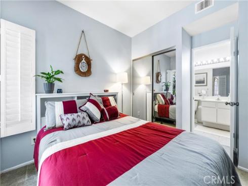 4591  Warner  105  Avenue, Huntington Beach, CA