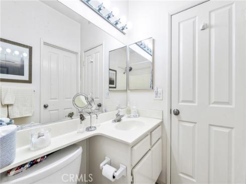 4591  Warner  105  Avenue, Huntington Beach, CA